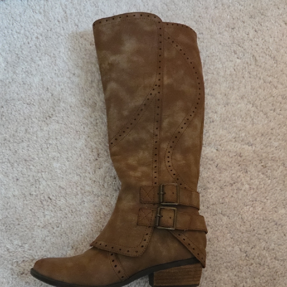 Not Rated Tan Heeled Boots